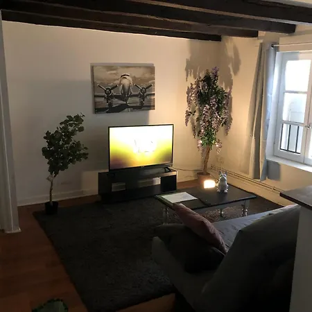 Appart Hotel Le Victor Hugo 3 G Sa Pizza Offerte Aurillac Exterior photo